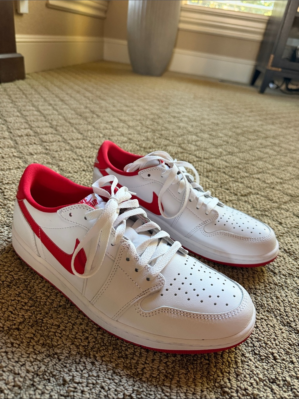 Nike Men’s Terminator White & Red Low-Top Sneakers